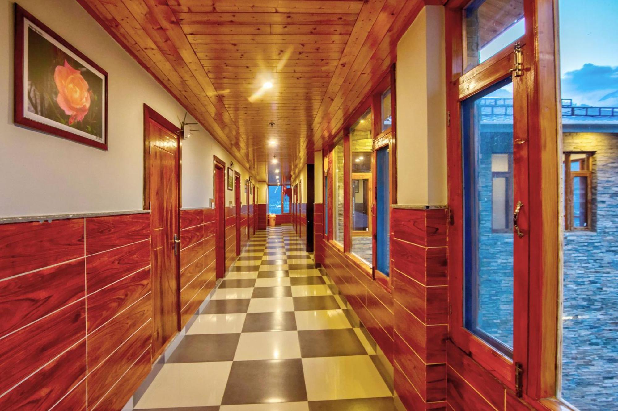 Montana Blues Resort By Snow City Manāli Zewnętrze zdjęcie